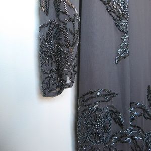 Price Drop ! Asymmetric Gray Silk Beaded-M